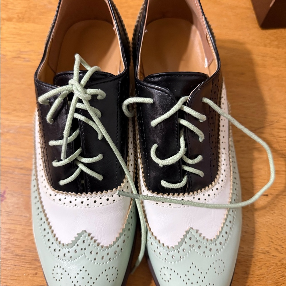 Source Unknown Black And Mint Brogues - image 1